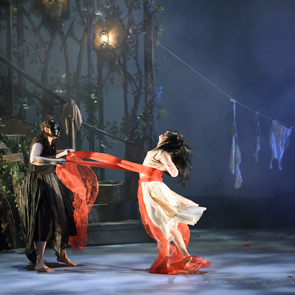 Snow White production by BalletLORENT