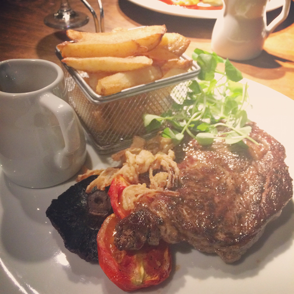 Le Petit Chateau steak