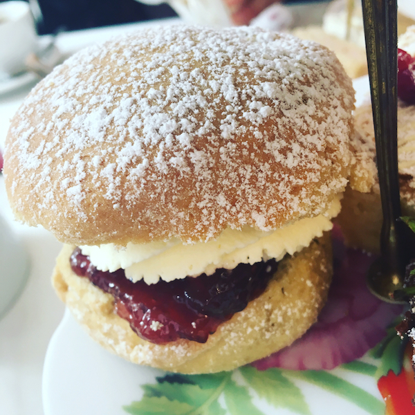 The Great British Cupcakery cream scone